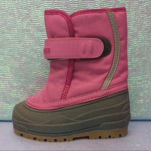 L.L. BEAN snow boots (162)